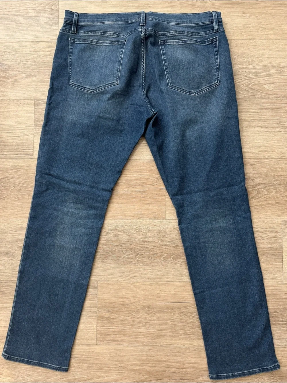 FRAME L'Homme Slim Jeans
